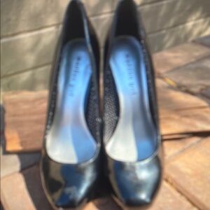 G/FORE Shiny Black Heels